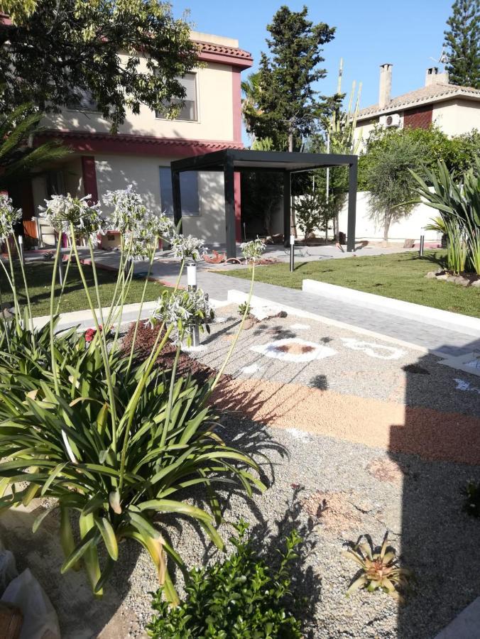 Bed&Breakfast Villa Nora Quartu Sant'Elena Exterior photo