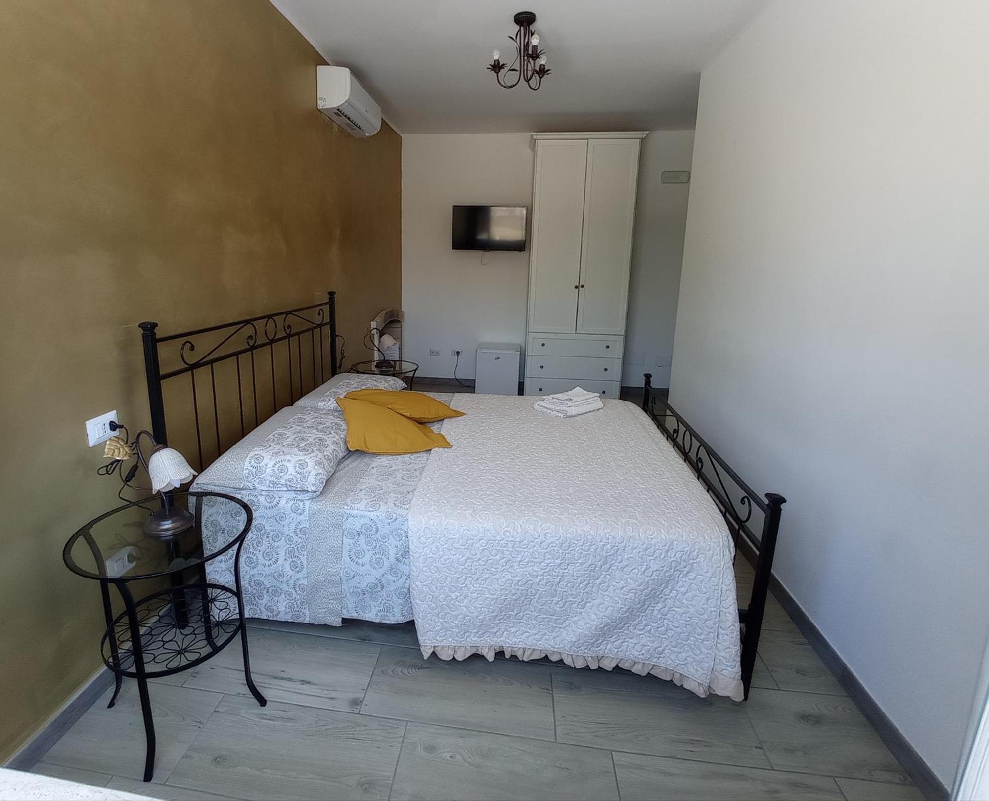 Bed&Breakfast Villa Nora Quartu Sant'Elena Exterior photo